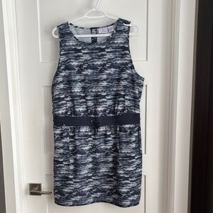 Sleeveless Navy & White Patterned Drawstring Waist sporty dress
